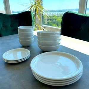 NWOT* Fiesta Bistro Dishware Set